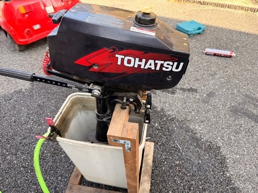 福岡より引取限定　トーハツ　2馬力　2スト　船外機