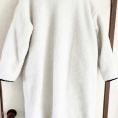 リバーシブルノーカラーボアコートの画像