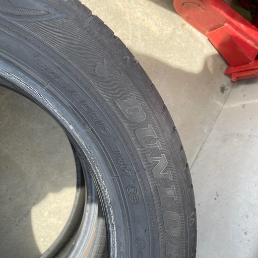 DUNLOP 205/60/R17ノーマルタイヤ　