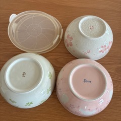 蓋付き器の画像