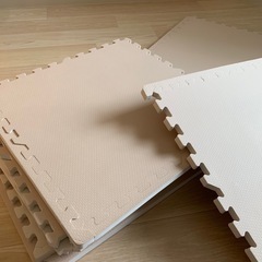 ニトリ　極厚2cm　パズルマット　8枚の画像