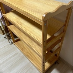子供用　木製棚の画像