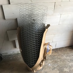 【未使用品】六角形網　メッシュフェンスや鶏用のネットなどにの画像