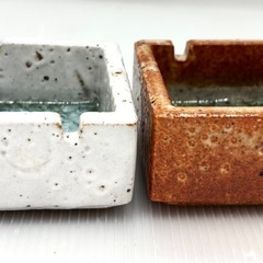【未使用品】　昭和レトロな灰皿　２個セットの画像