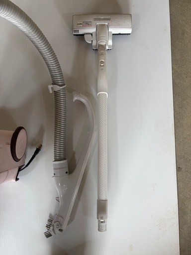 Panasonic 電気掃除機　2018年製　薄いピンク