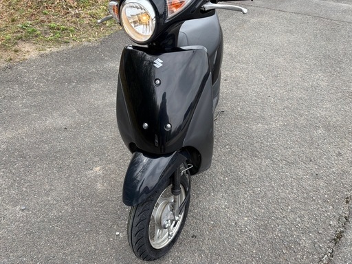 （取引中）スズキ　レッツ　低走行　前後タイヤ新品　バッテリー新品