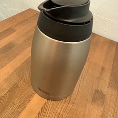 サーモスステンレスボトルの画像