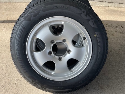 ジムニーJA11  175/80/R16 　タイヤホイール