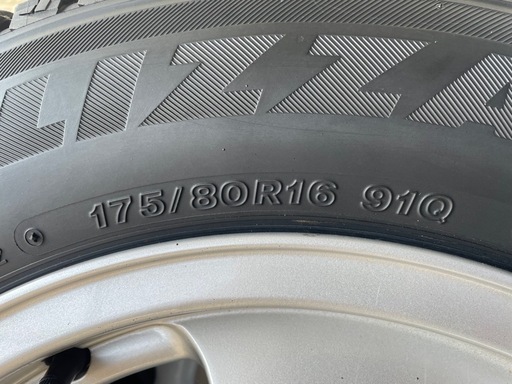 ジムニーJA11  175/80/R16 　タイヤホイール