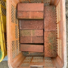 レンガ　　いっぱい　DIY 花壇などに　現在お取り引中の画像