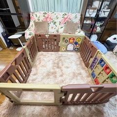 ベビーサークルの画像