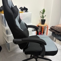 ゲーミングチェアの画像