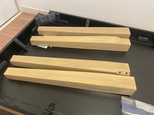 ダイニングテーブル　１０万円で購入