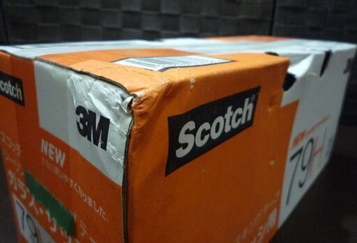 ② 新品未開封品 Scotch シーリング・マスキングテープ ガラス・サッシ用 2479H-18 18mm×18m 7ロール×10パック入り 1箱 青色 新道東店