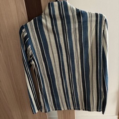 ストライプセーターの画像
