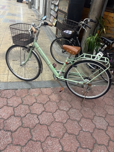 かわいい自転車　通勤通学　変速＆オートライト付き