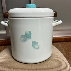 スチール製容器の画像