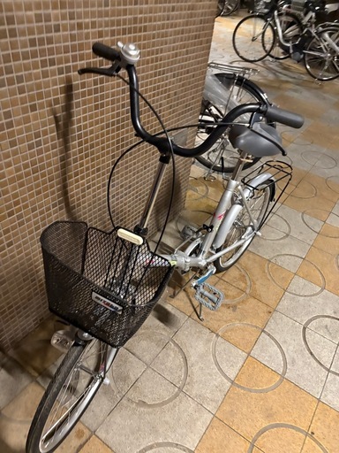 美品　折りたたみ自転車　