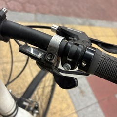 アルミフレーム　クロスバイク  変速付きの画像