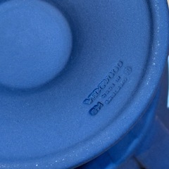 A8102【ウェッジウッド】ジャスパー ポートランドブルー クラシカルカメオ ミニティーポットの画像