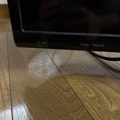 シャープ　32型テレビ　リモコン付きの画像