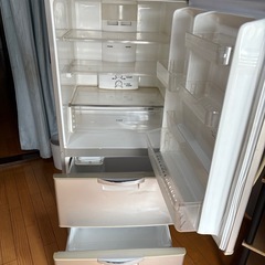 冷蔵庫の画像