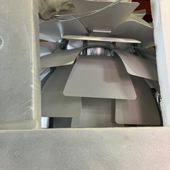 Louis Poulsen（ルイスポールセン）社のPHアーティチョーク（ペンダントライト）です。﻿の画像