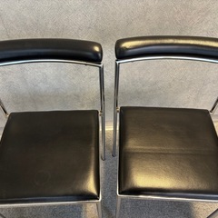 中古　椅子二脚　セット　黒　の画像