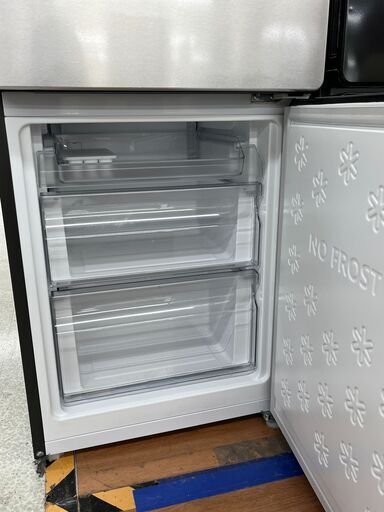 2ドア冷蔵庫　Haier　JR-XP-2NF148F　2023年製　シルバー×ブラック