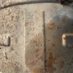 三菱キャンター・リアマフラーの画像