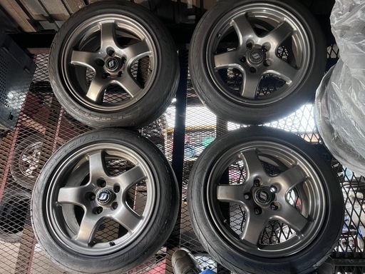 【アルミホイール4本セット】日産 スカイラインGT-R BNR32 純正アルミホイール 4本セット 16インチ　16×8j+30 PCD 114.3-5h センターキャップ付　鍛造 美品 傷少 アルミ ニッサン R32 32R GT-R32 ドリ車　旧車　スポーツカー　スポ車