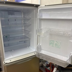 ☆ドリーム荒牧店☆ジモティー割引有☆【クリーニング済み】SHARP/3ドア冷蔵庫/SJ-W352D-N/350L/2018年製の画像