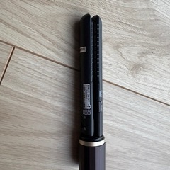 【新品】ヘアアイロンの画像