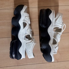 ★シーズン前！期間限定値下げ★ NIKE ナイキ エアマックスココ サンダル 23cm mサイズの画像