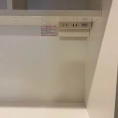 カップボード、食器棚の画像