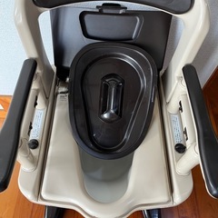 【今日明日限定】介護用ポータブルトイレの画像