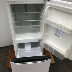 新生活応援　
2ドア冷凍冷蔵庫 Hisense HR-D1302 ハイセンス 2019年製の画像