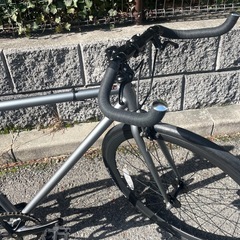 🔵中古車🔵　美品✨　FUJI　シングルスピード　ブルホーンハンドル/NITTO　170㎝～177㎝　バーテープ新品　ワイヤー錠付　中古自転車　点検調整永久無料✨　西宮市の画像