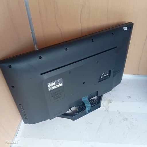 J053 送料無料フナイ40インチ液晶テレビ展示品 (白家電) 下神明の