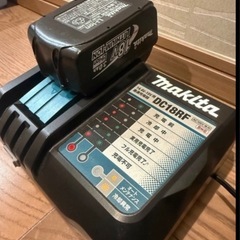 早い者勝ち‼️ マキタ　純正バッテリー1個3A　充電器　DC18RF 18V BL1830の画像