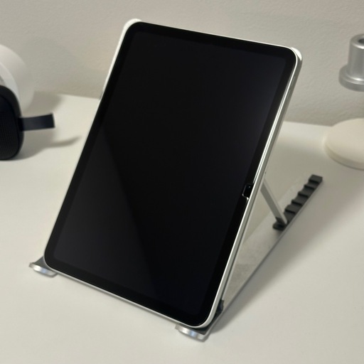【美品】iPad 10世代 シルバー  
