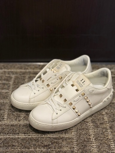VALENTINO バレンティノ　スニーカー