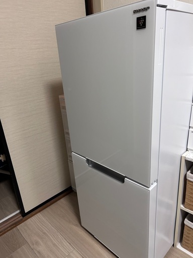 【お取引済】冷蔵庫【Amazonでの現在の中古販売価格：48,000円】 2021年製 152L SHARP　ガラスドア プラズマクラスター 2ドア (つけかえどっちもドア)