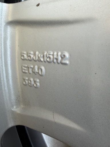 バリ山‼️スタッドレス　１８５／６５Ｒ１５　ＶＷ純正アルミ