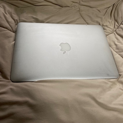 MacBook Air 13inch 2017.2.2GHz Core i7