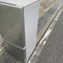 シャープ　168l  2019年　冷蔵庫引き取り土日夜間対応の画像
