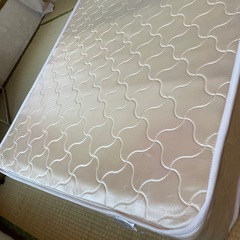 セミダブルマットレス【3/7までに取りに来て頂ける方!差し上げます】の画像