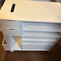 ニトリ　サイドテーブル　
ダイニングテーブル下ワゴン大の画像