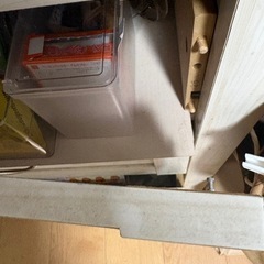 （今月末まで）食器棚の画像