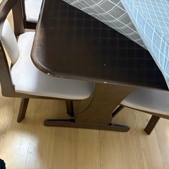 （今月末まで）ダイニングテーブルセットの画像